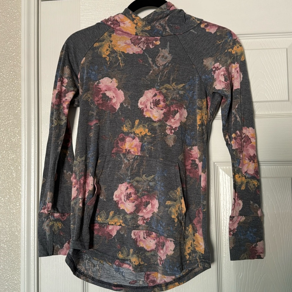 LuLaRoe Amber hoodie